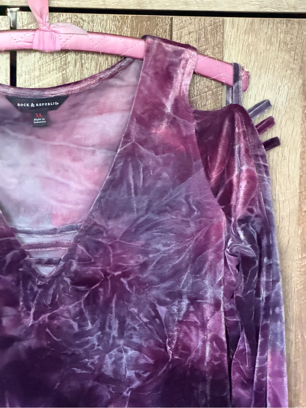 Women’s Purple Tie-Dye Crushed Velvet Cold-Shoulder Top - Picture 4 of 15